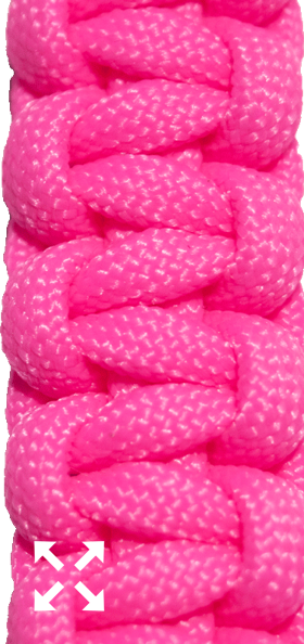 Einfarbig pink mit silbernem 3/8" Klickverschluss.